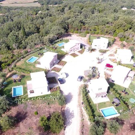 Villas Epta Karpi Complex Of 7 Luxury Villas Skriperon Esterno foto
