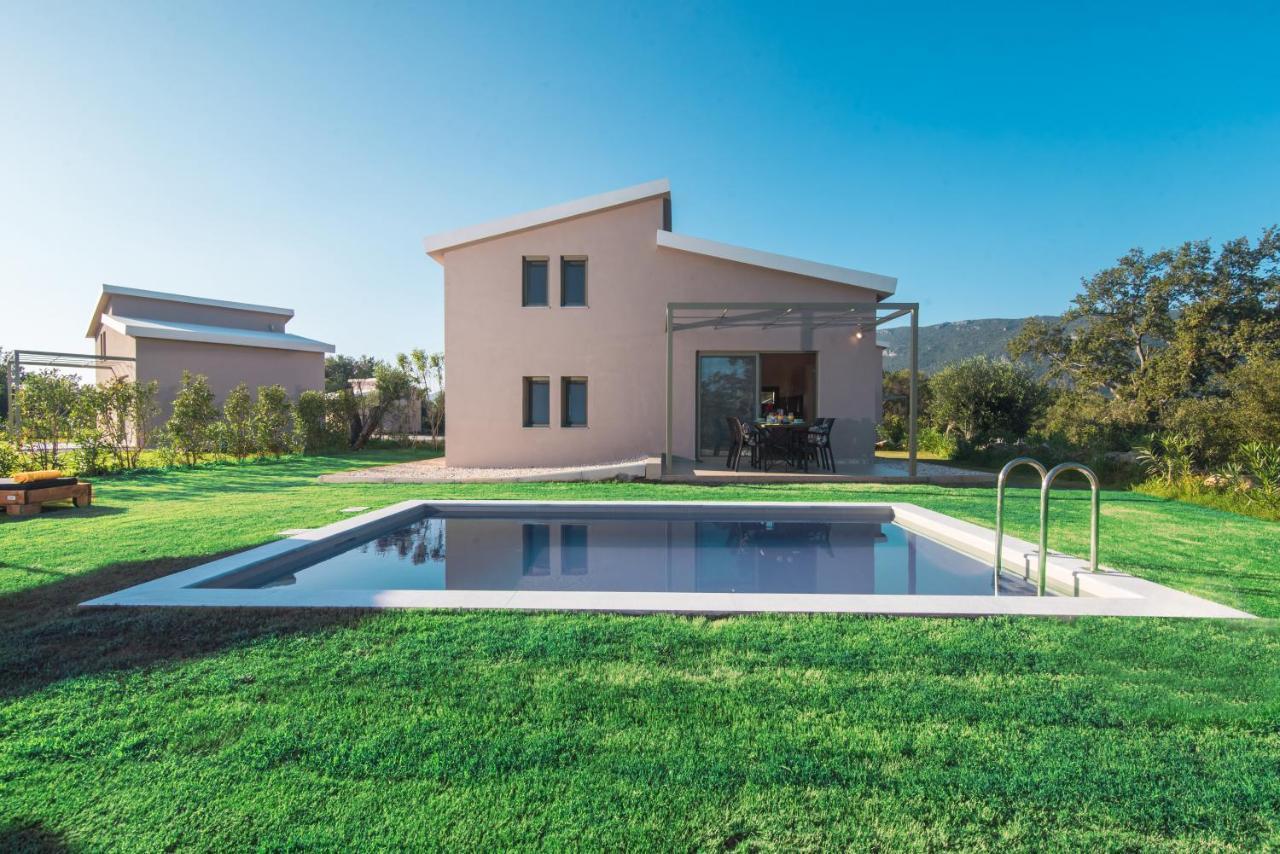 Villas Epta Karpi Complex Of 7 Luxury Villas Skriperon Esterno foto