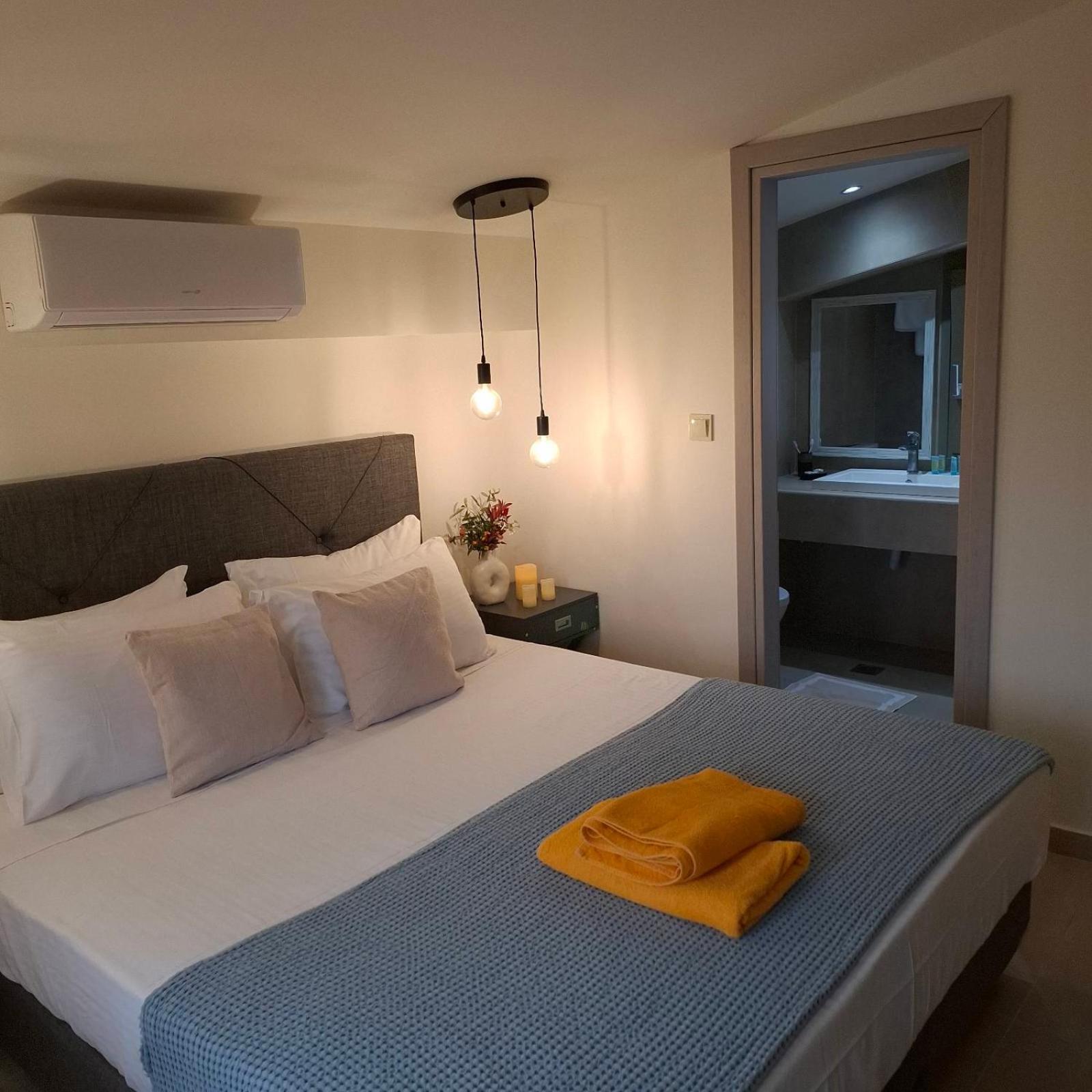 Villas Epta Karpi Complex Of 7 Luxury Villas Skriperon Esterno foto